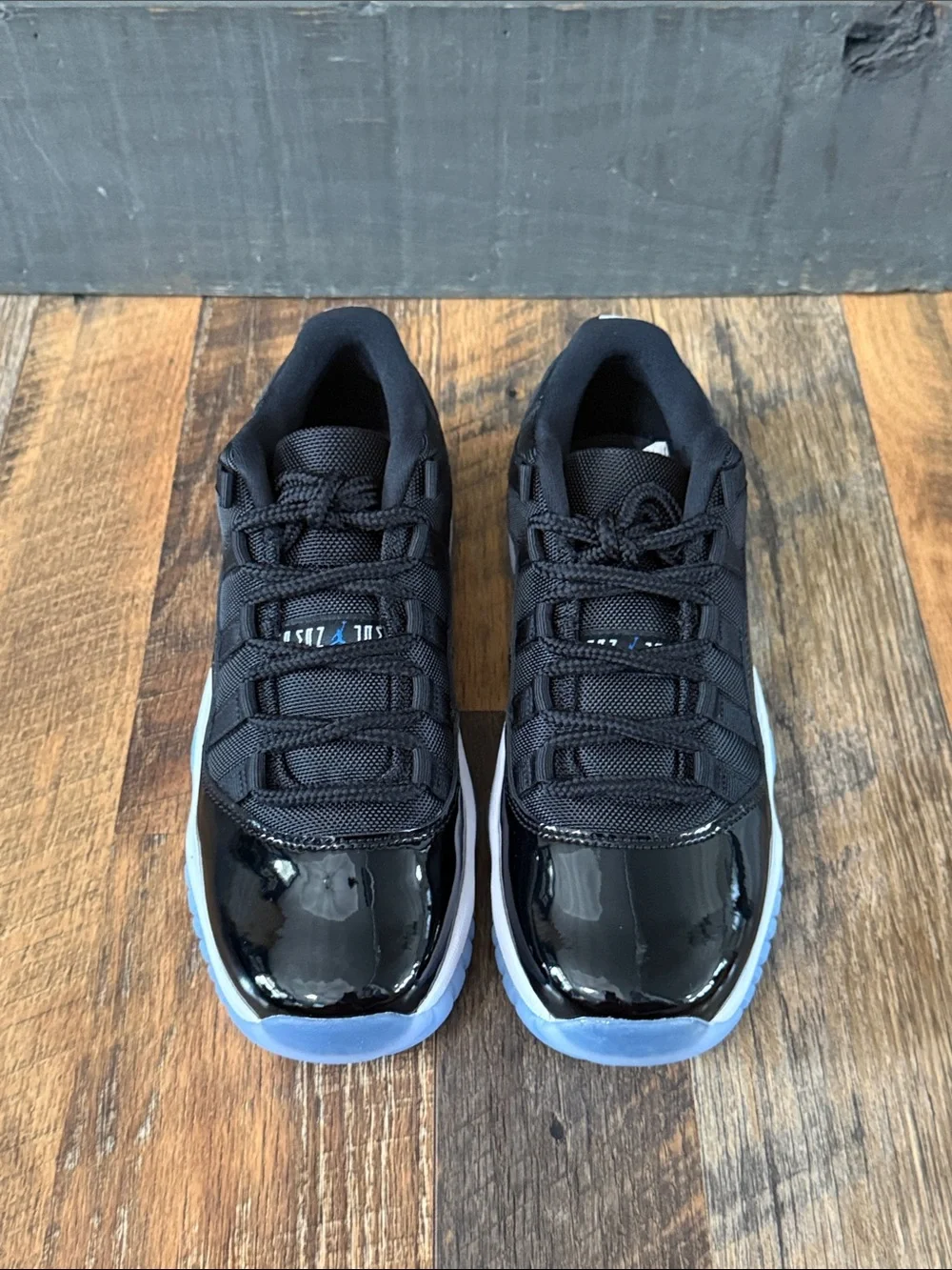 NWT Air Jordan 11 Retro Low Space Jam GS Size 7Y Women’s 8.5 Black Varsity Royal